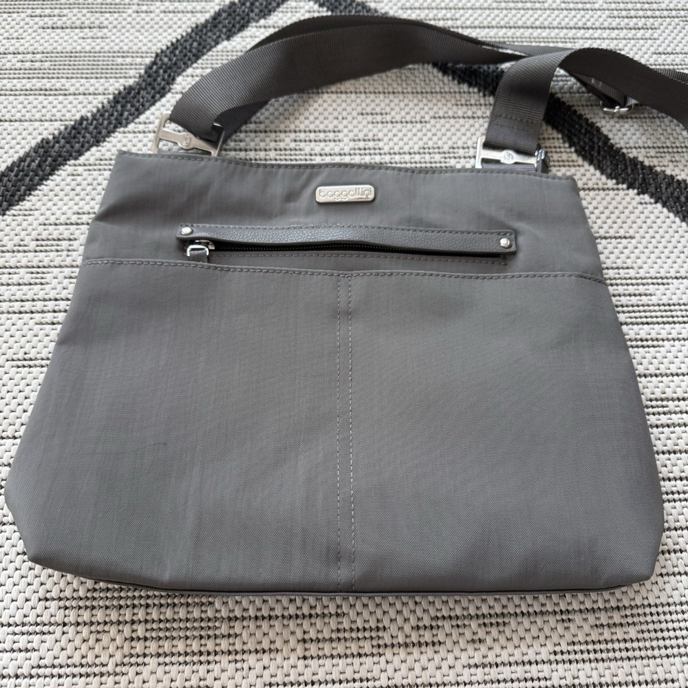 Baggallini Crossbody Bag RFID Lightweight Travel Purse Everyday Gray